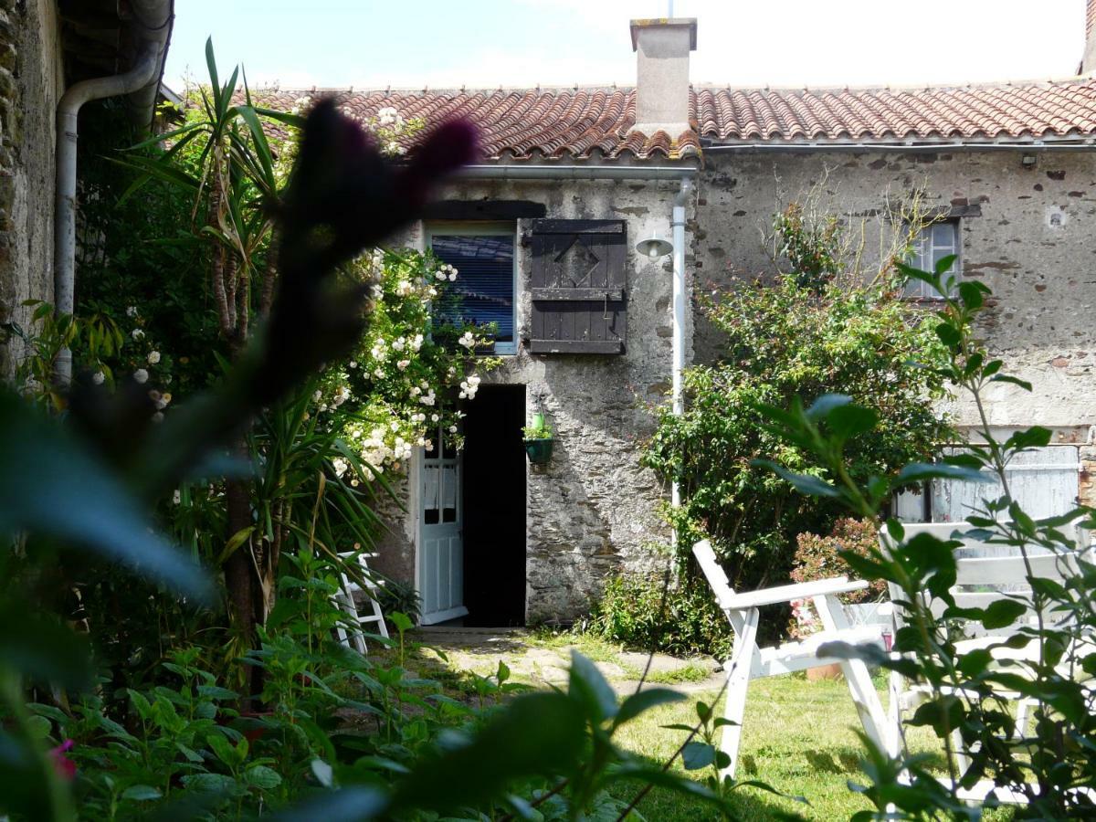 Topaze Sejour Chez Le Vigneron Monnieres  Exterior foto